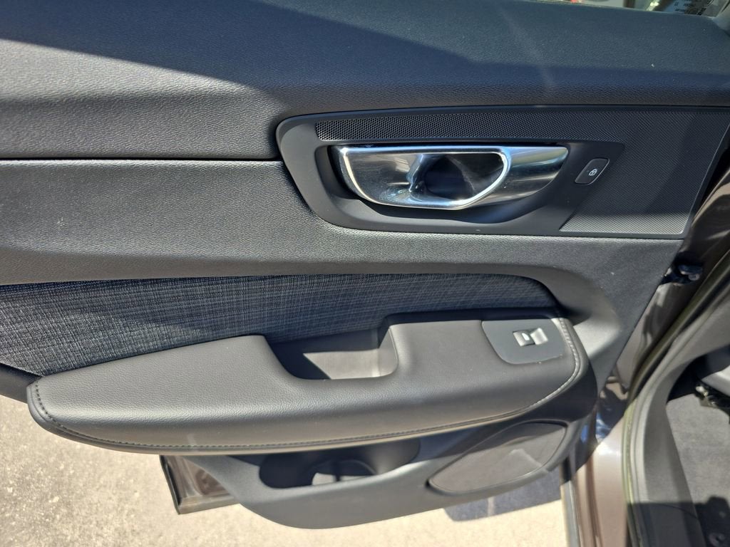 2023 Volvo XC60 Core