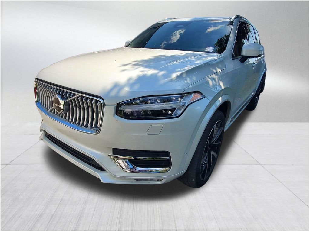 2024 Volvo XC90 Plus Bright Theme