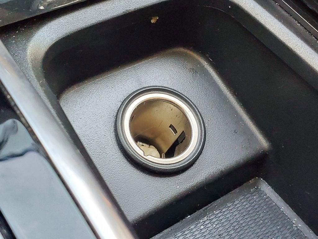 2024 Volvo XC90 Plus Bright Theme