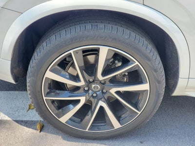 2024 Volvo XC90 Plus Bright Theme