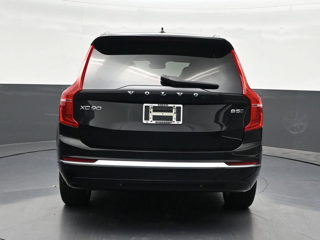 2024 Volvo XC90 B5 Core Bright Theme