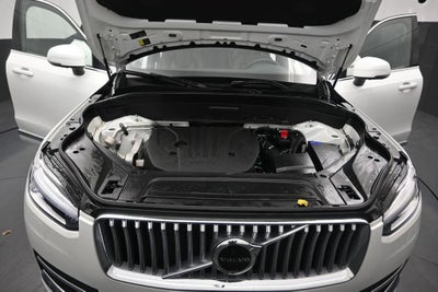 2023 Volvo XC90 Plus