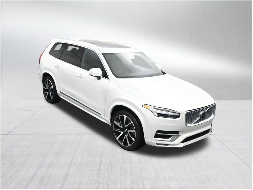 2023 Volvo XC90 Plus