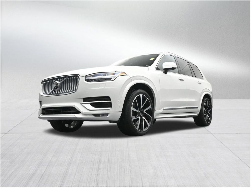 2023 Volvo XC90 Plus