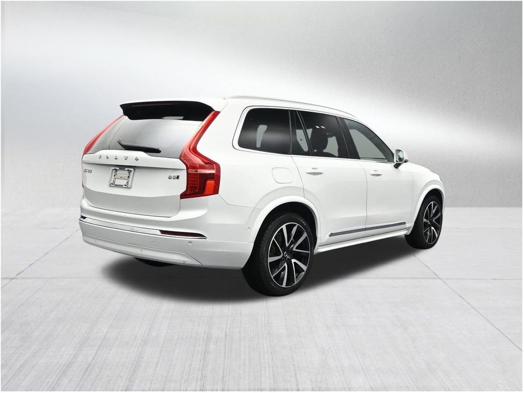 2023 Volvo XC90 Plus