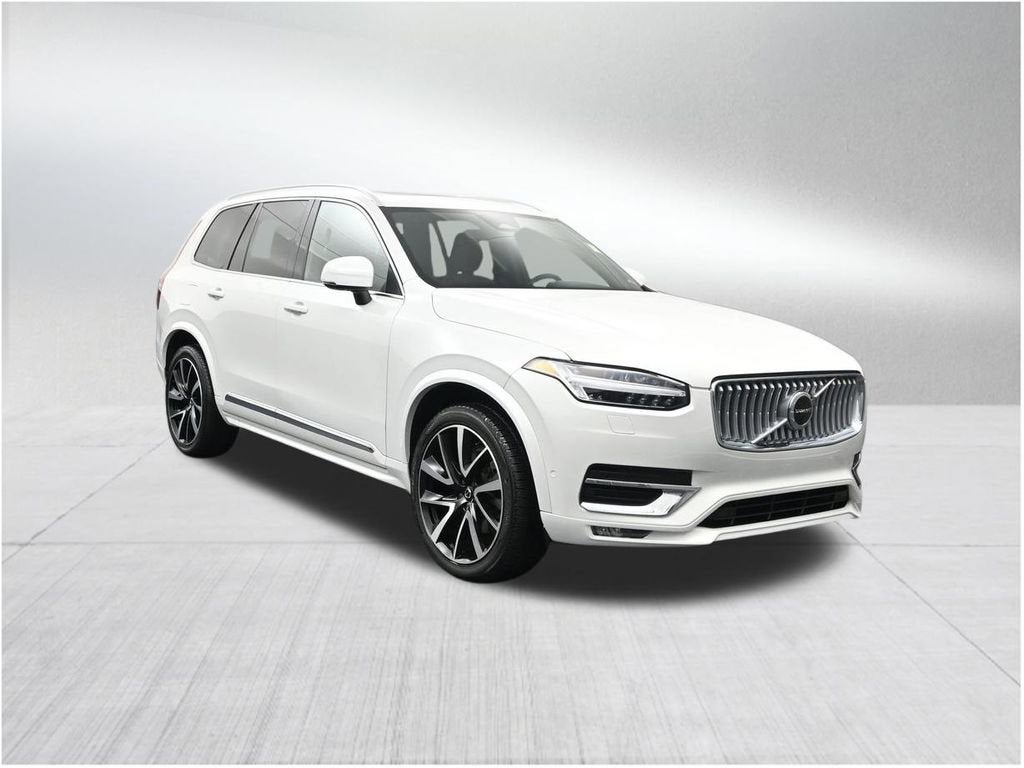 2023 Volvo XC90 Plus