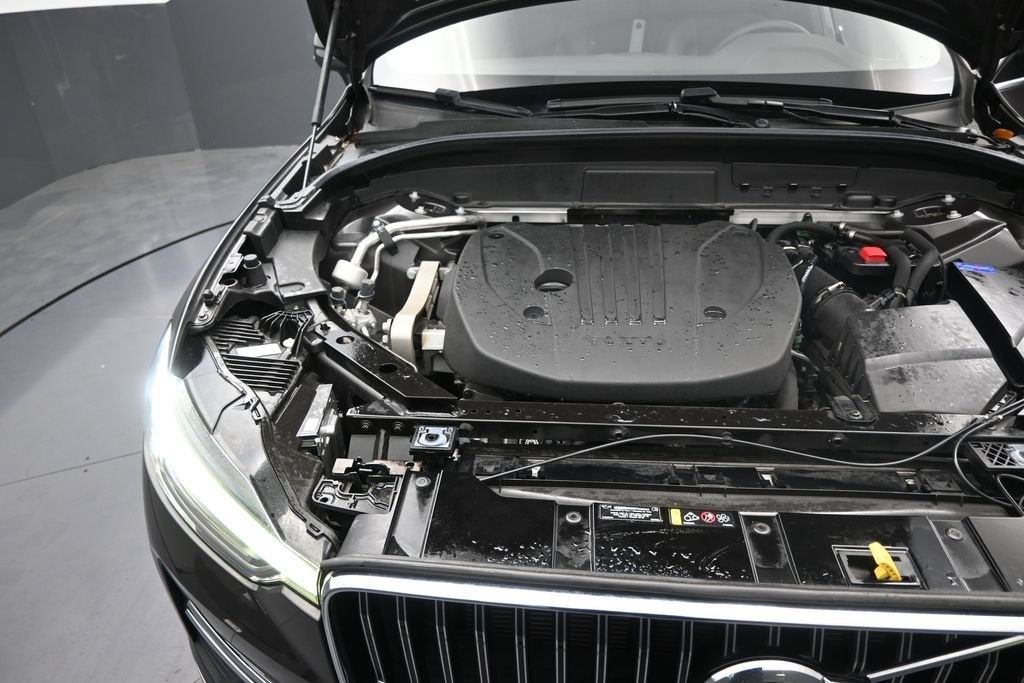 2023 Volvo XC60 Plus Bright Theme