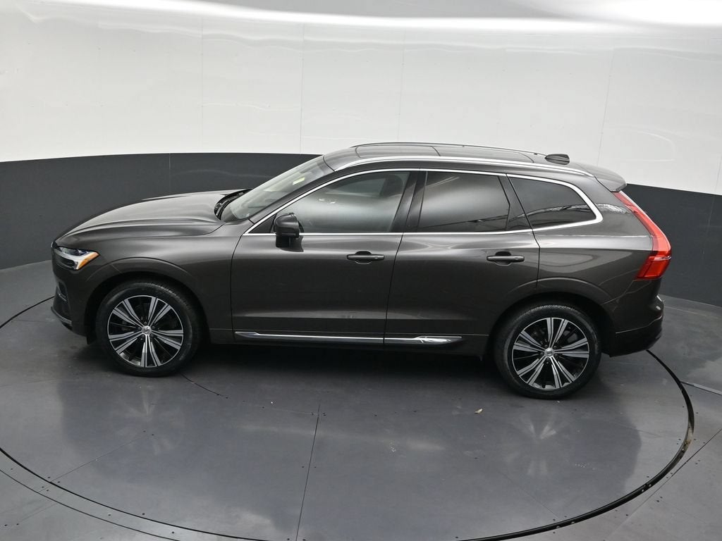 2023 Volvo XC60 Plus Bright Theme