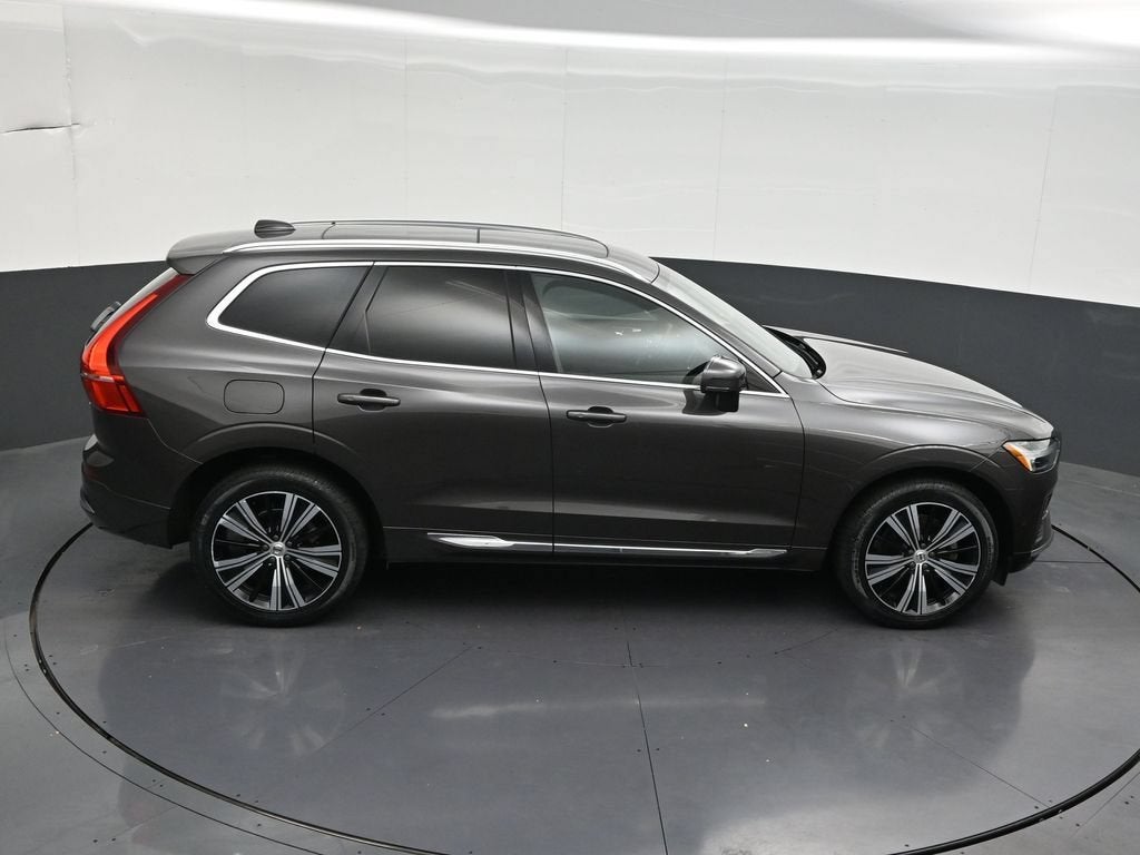 2023 Volvo XC60 Plus Bright Theme