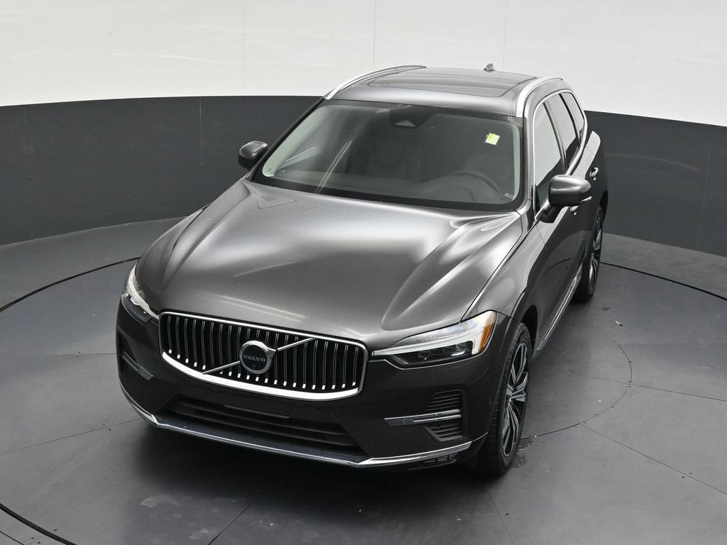 2023 Volvo XC60 Plus Bright Theme