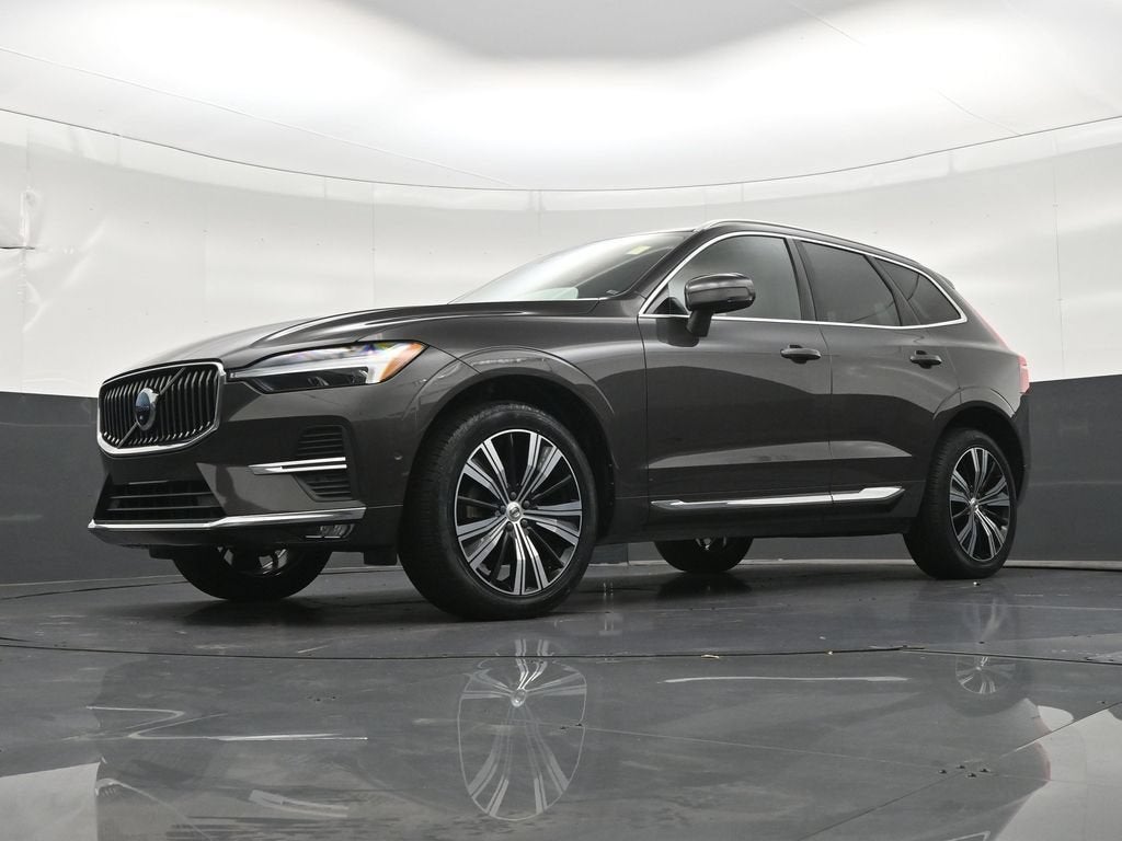 2023 Volvo XC60 Plus Bright Theme