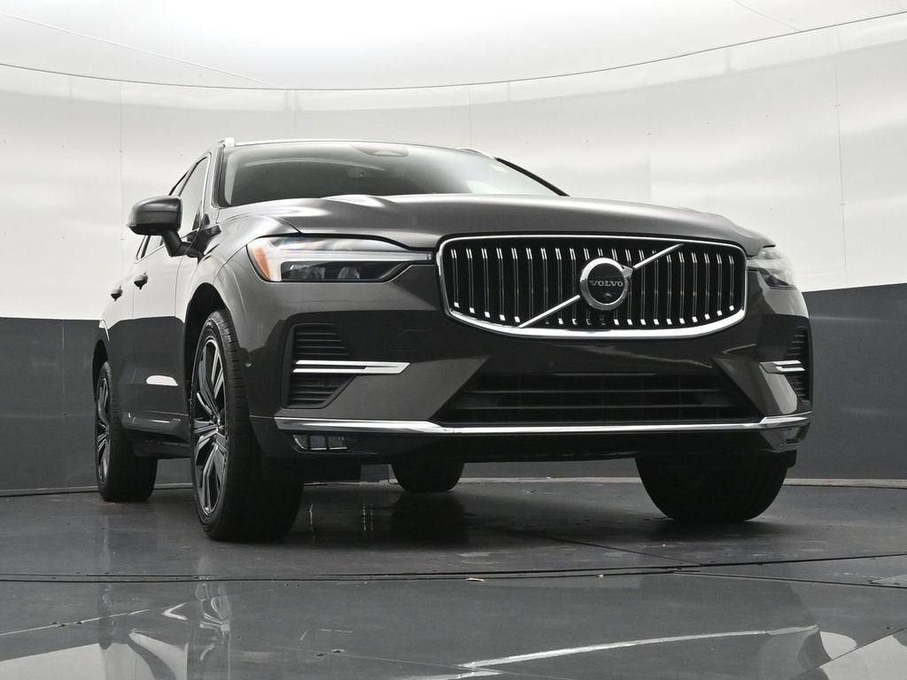 2023 Volvo XC60 Plus Bright Theme