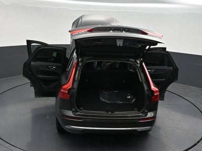 2023 Volvo XC60 Plus Bright Theme
