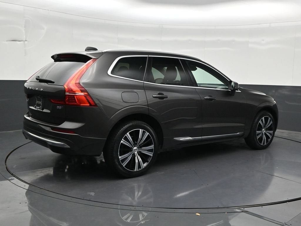 2023 Volvo XC60 Plus Bright Theme