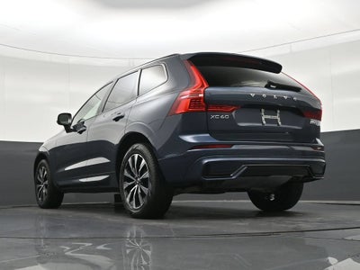 2024 Volvo XC60 B5 Core Dark Theme