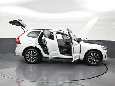 2024 Volvo XC60 Core Dark Theme