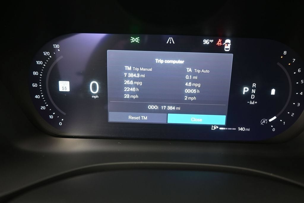 2024 Volvo XC60 Core Dark Theme