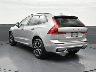 2024 Volvo XC60 Core Dark Theme