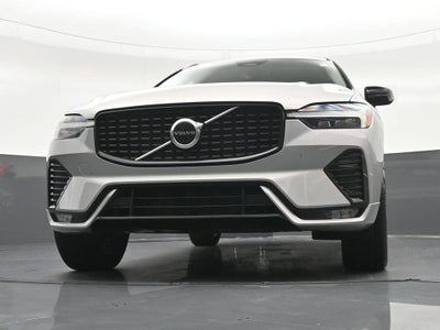 2024 Volvo XC60 Core Dark Theme