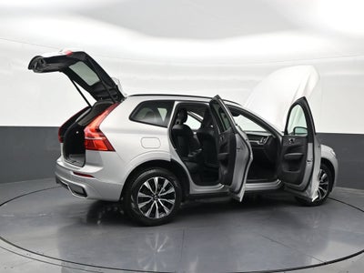 2024 Volvo XC60 Core Dark Theme