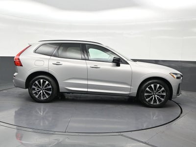 2024 Volvo XC60 Core Dark Theme