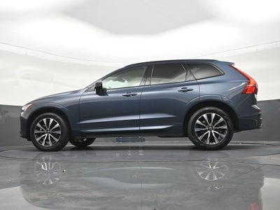 2024 Volvo XC60 B5 Core Dark Theme