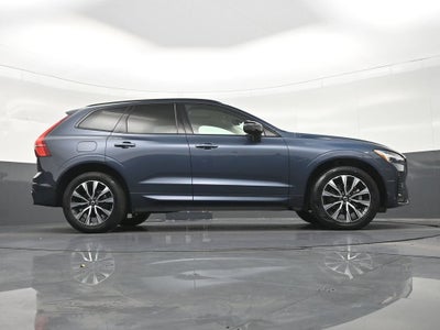 2024 Volvo XC60 B5 Core Dark Theme