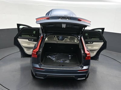 2024 Volvo XC60 B5 Core Dark Theme