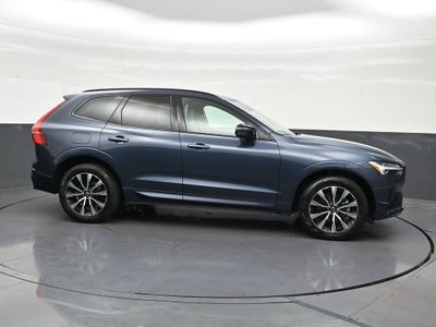 2024 Volvo XC60 B5 Core Dark Theme