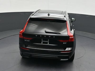 2024 Volvo XC60 B5 Core Dark Theme