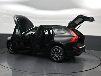 2024 Volvo XC60 B5 Core Dark Theme