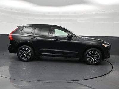 2024 Volvo XC60 B5 Core Dark Theme