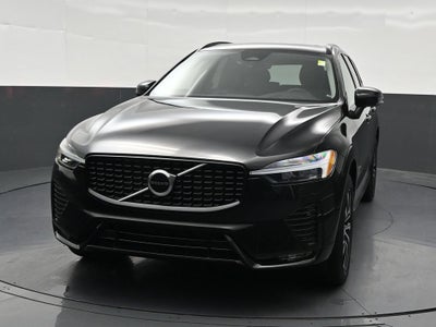 2024 Volvo XC60 B5 Core Dark Theme