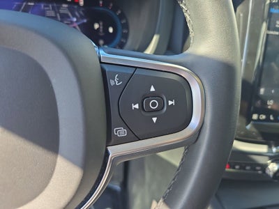 2024 Volvo XC60 Core Dark Theme