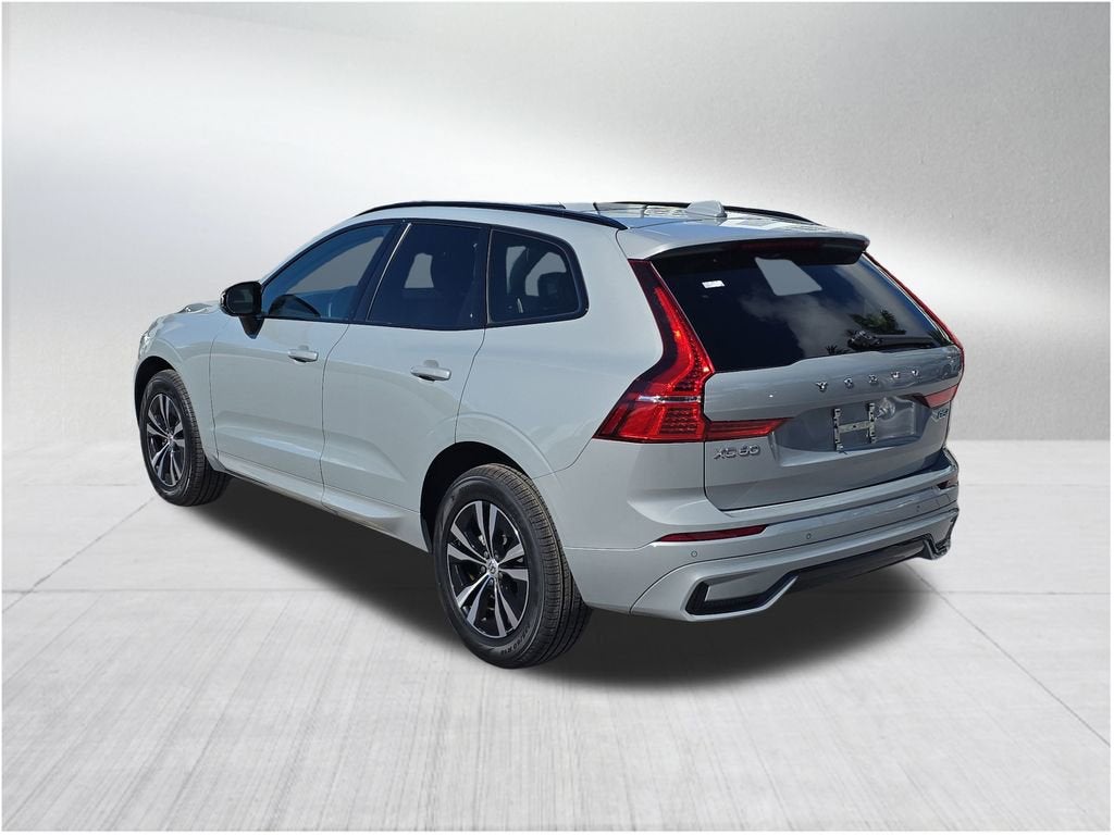 2024 Volvo XC60 Core Dark Theme