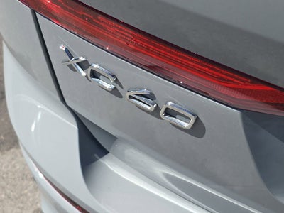 2024 Volvo XC60 Core Dark Theme