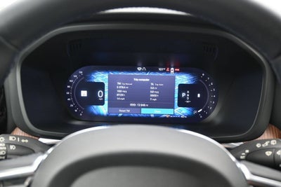 2024 Volvo XC60 B5 Plus Dark Theme