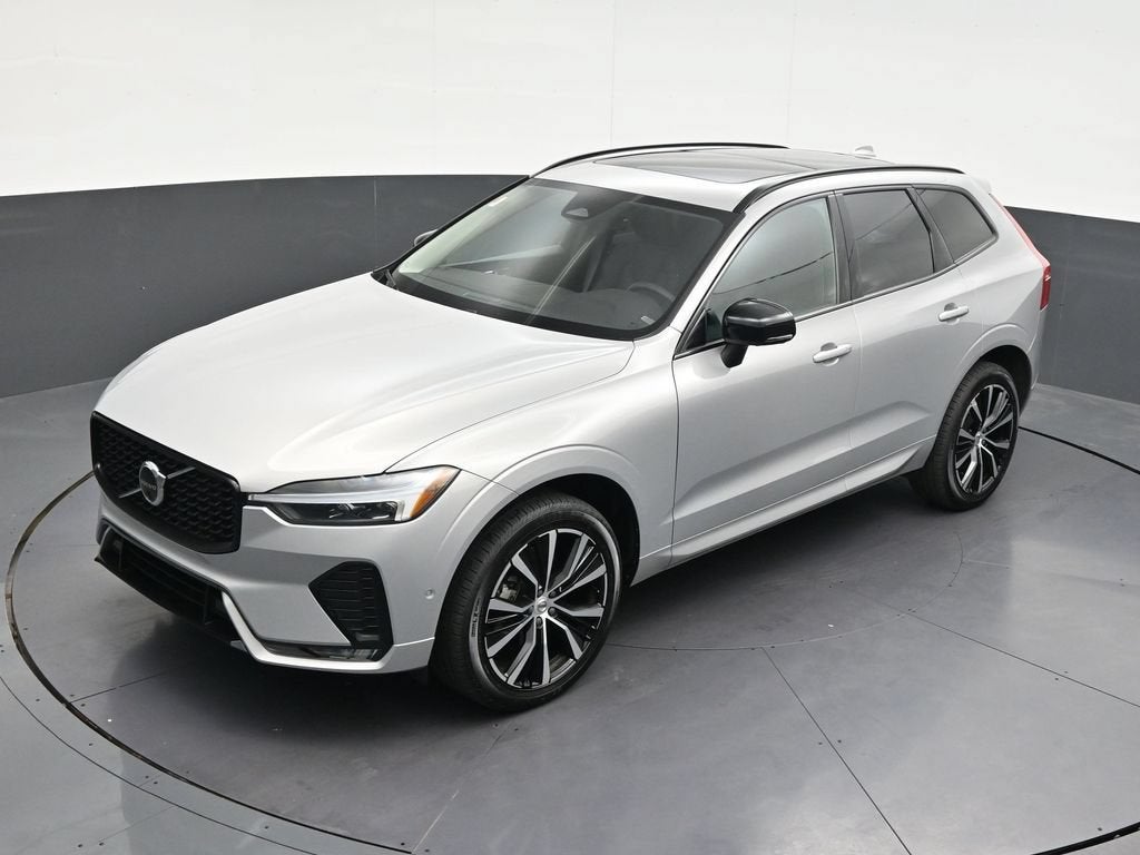 2024 Volvo XC60 B5 Plus Dark Theme
