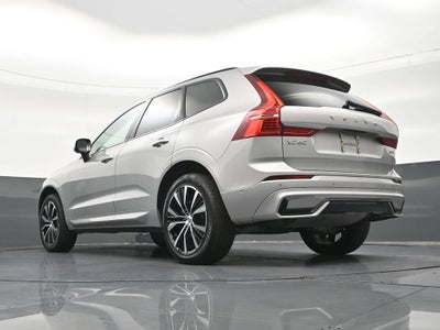 2024 Volvo XC60 B5 Plus Dark Theme