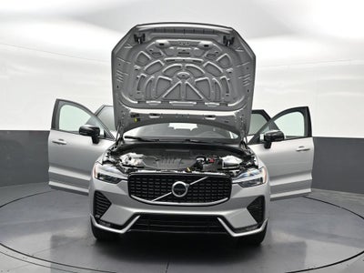2024 Volvo XC60 B5 Plus Dark Theme