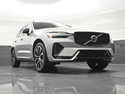 2024 Volvo XC60 Plus Dark Theme