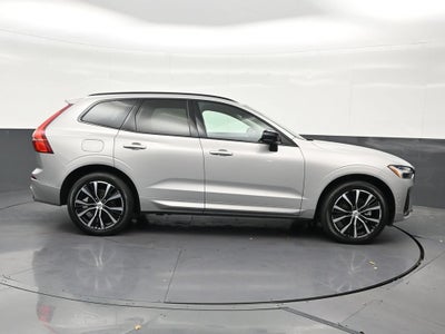 2024 Volvo XC60 Plus Dark Theme