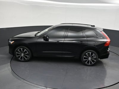 2024 Volvo XC60 Plus Dark Theme