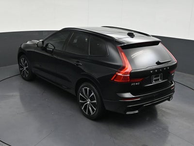 2024 Volvo XC60 Plus Dark Theme