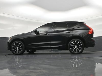 2024 Volvo XC60 Plus Dark Theme