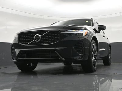 2024 Volvo XC60 Plus Dark Theme