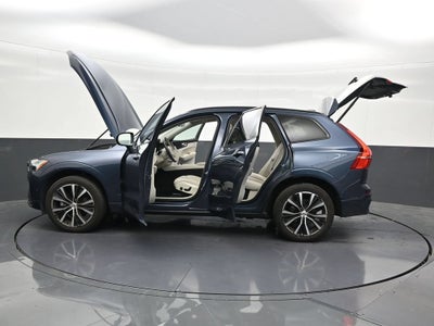 2024 Volvo XC60 B5 Plus Dark Theme