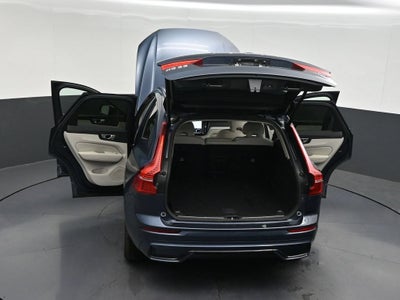 2024 Volvo XC60 B5 Plus Dark Theme