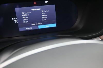 2024 Volvo XC60 Plus Dark Theme