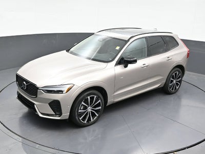 2024 Volvo XC60 Plus Dark Theme